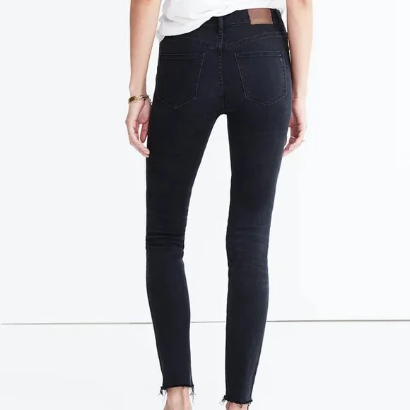 Black Madewell Distressed High-Rise Skinny Jeans Raw Hem - Picture 2 of 9